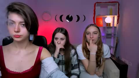 rebecca_smile_ online show from February 3, 1:59 pm