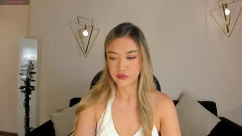 Rebe online show from April 15, 8:20 pm