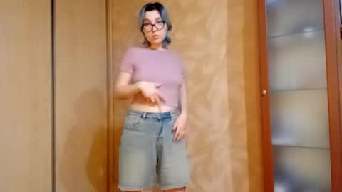 Zoe online show from February 4, 4:33 pm