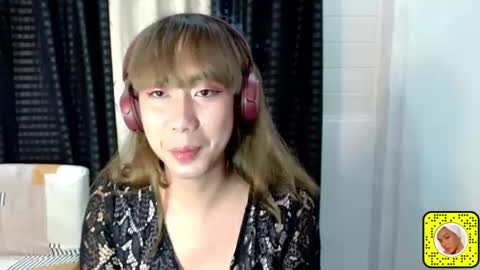 red_kitsune69 online show from March 6, 8:09 am