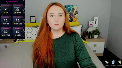 Snapshot of red_naughtyfox chatting on January 14, 8:26 pm Lessy Fox online show from January 14, 8:26 pm