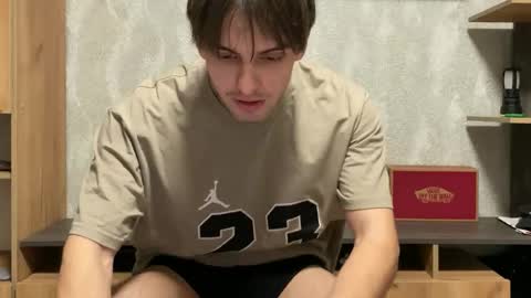 redbullshine online show from December 13, 9:54 pm