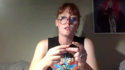 redcassie666 online show from August 9, 9:30 pm