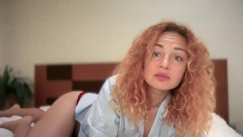 Emily online show from April 16, 9:50 pm