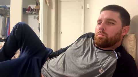 Ali j online show from April 26, 9:45 pm