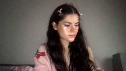 Penelope online show from December 11, 4:52 pm