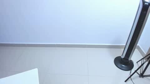 redski77 online show from March 2, 7:15 am