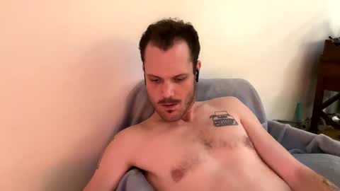 Reed Thomas online show from December 4, 6:16 am