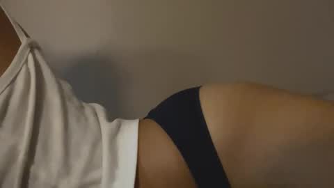 Snapshot of reese_may chatting on September 12, 10:01 pm Reese May online show from September 12, 10:01 pm