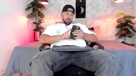 Regan online show from November 15, 7:54 am