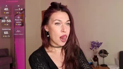 ReginaHawkinss online show from April 14, 11:13 am