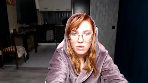 Regina online show from October 19, 3:33 am