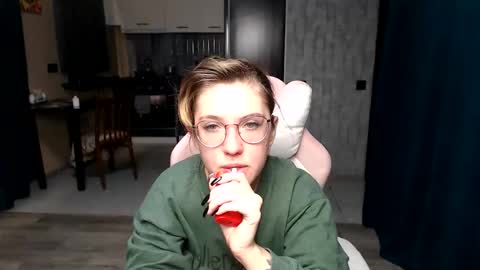 Regina online show from September 28, 11:25 pm