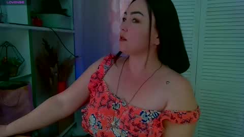 Snapshot of reicat chatting on March 10, 9:56 am Karina online show from March 10, 9:56 am