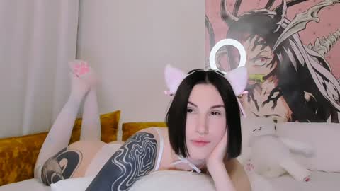 Roxy online show from December 31, 4:25 pm