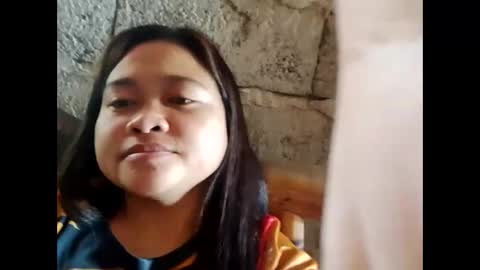 reign0000 online show from March 16, 8:07 am