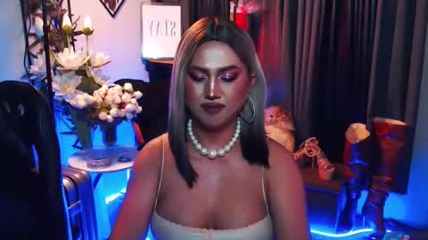 Red Ivy online show from March 19, 7:52 pm