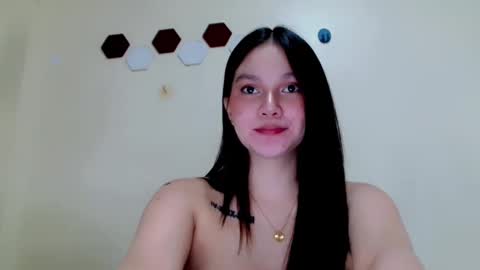 Rei online show from May 25, 2:23 pm