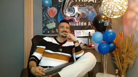   REIKO  online show from April 18, 3:14 pm