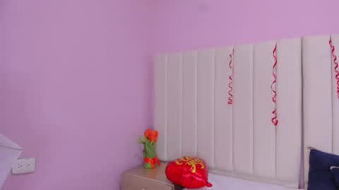 Andrea online show from February 15, 6:55 pm