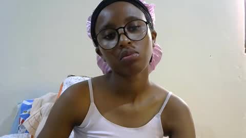 Snapshot of rellings_maya chatting on September 17, 5:11 am rellings-maya online show from September 17, 5:11 am