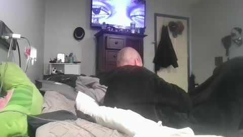 remshotdt online show from November 11, 6:37 am