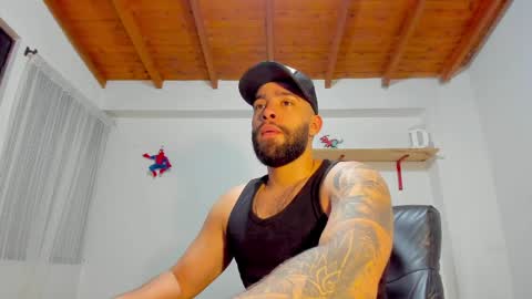 Rmy Steen online show from April 3, 11:44 pm