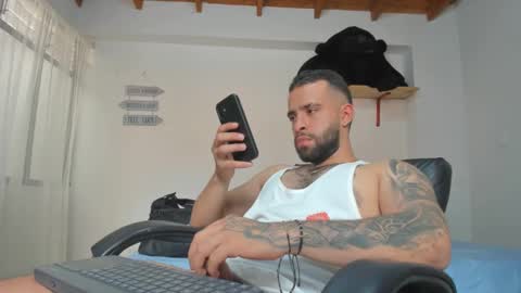 Rmy Steen online show from February 14, 8:48 pm