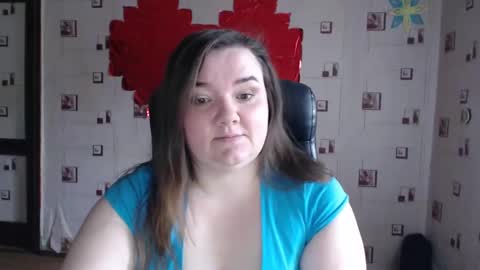 renataoia online show from March 4, 10:57 am