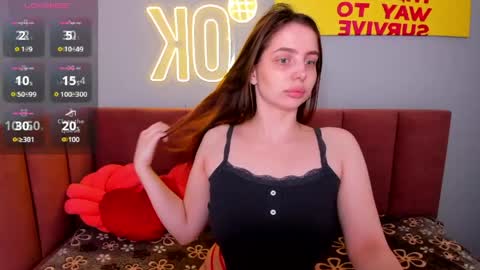reneeblair online show from May 3, 1:44 am