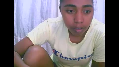 Rephaleta online show from May 6, 7:03 am