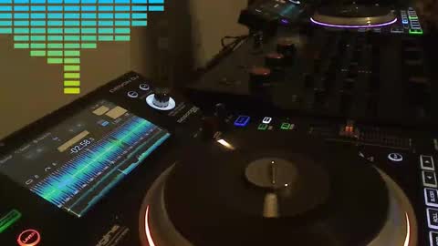 GearPorn online show from November 26, 9:55 pm