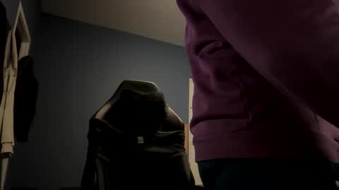 rev4747 online show from April 7, 1:51 am