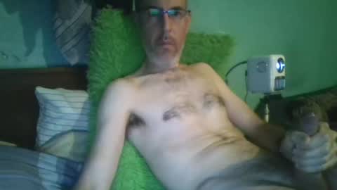 reyes_albert2006 online show from November 15, 11:39 pm