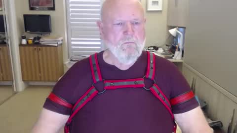 rfreitag01 online show from November 6, 8:23 pm