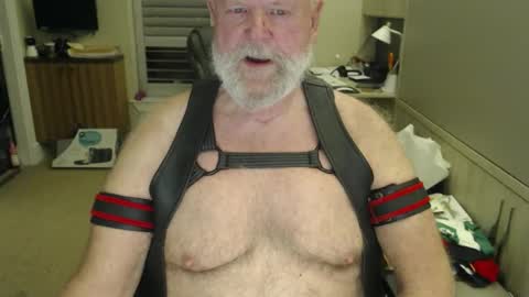 rfreitag01 online show from January 15, 12:19 am