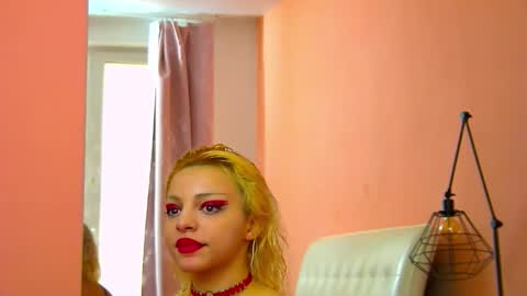 Rhea online show from March 6, 5:50 am