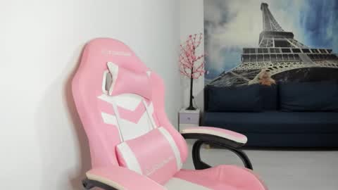 rheaetthan online show from April 4, 9:00 pm