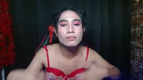 rhianesassy online show from January 9, 1:29 am