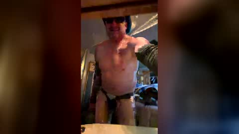 rhinestone_cowboy2000 online show from February 18, 5:07 am