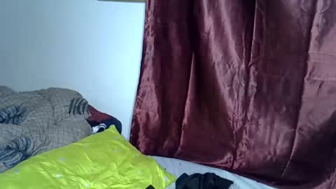 Snapshot of riana_sha chatting on February 15, 9:59 pm riana_sha online show from February 15, 9:59 pm