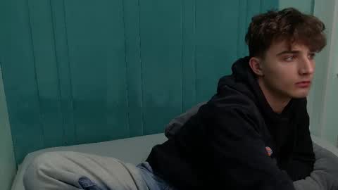 Richard online show from December 1, 3:54 pm