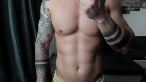 RichardDarell online show from November 4, 5:42 am