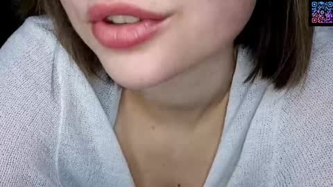 Luna online show from April 8, 6:33 pm