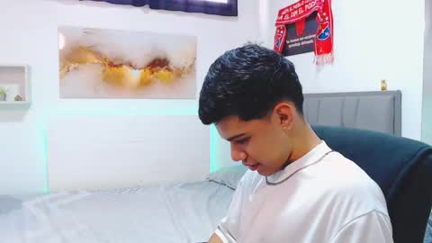 Ricki online show from April 13, 6:34 pm