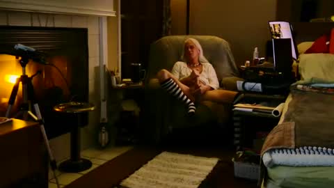 PINK HOLE TWINK online show from February 28, 8:53 am