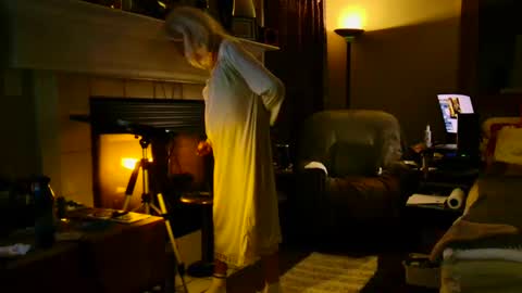 PINK HOLE TWINK online show from February 15, 5:19 am