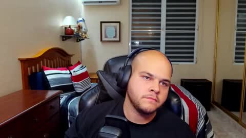 Ricky online show from December 21, 12:09 am