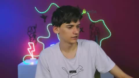 Rico online show from April 22, 2:52 am