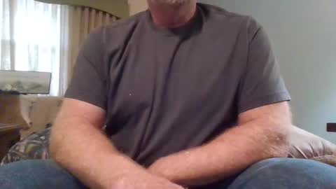 ridemypogostickk2 online show from December 3, 8:09 pm